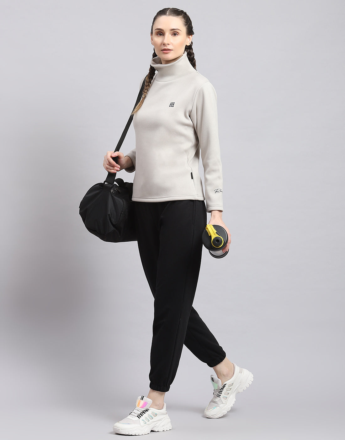 Women Nike Sweatshirts - Buy Women Nike Sweatshirts online in India