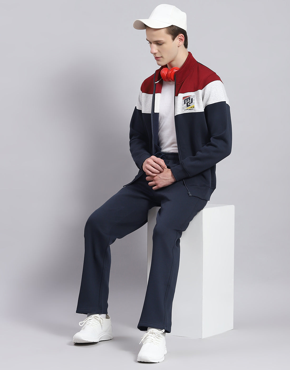 Men Navy Blue Solid Stand Collar Full Sleeve Tracksuit