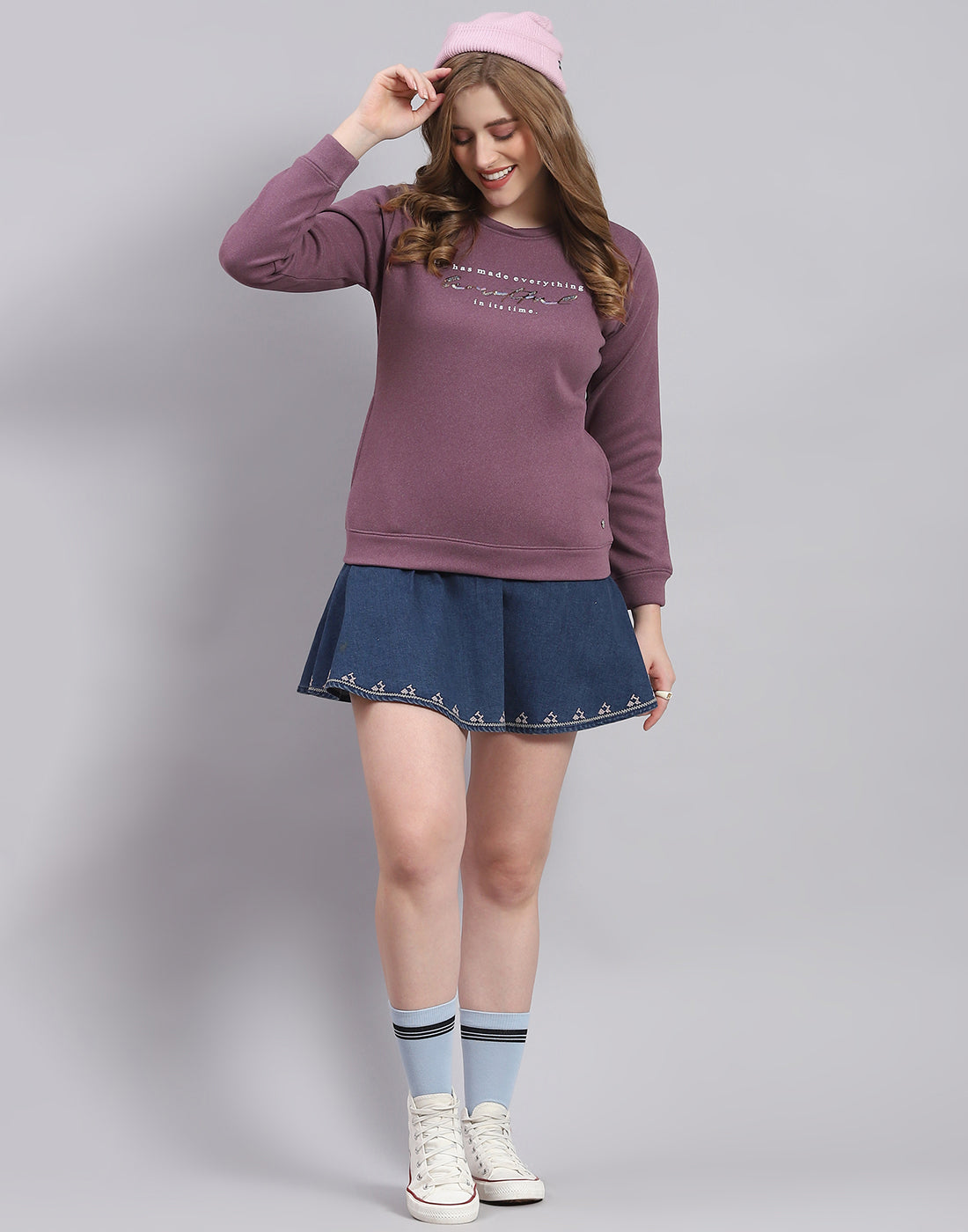 Buy Women Purple Printed Round Neck Full Sleeve Sweatshirt Online