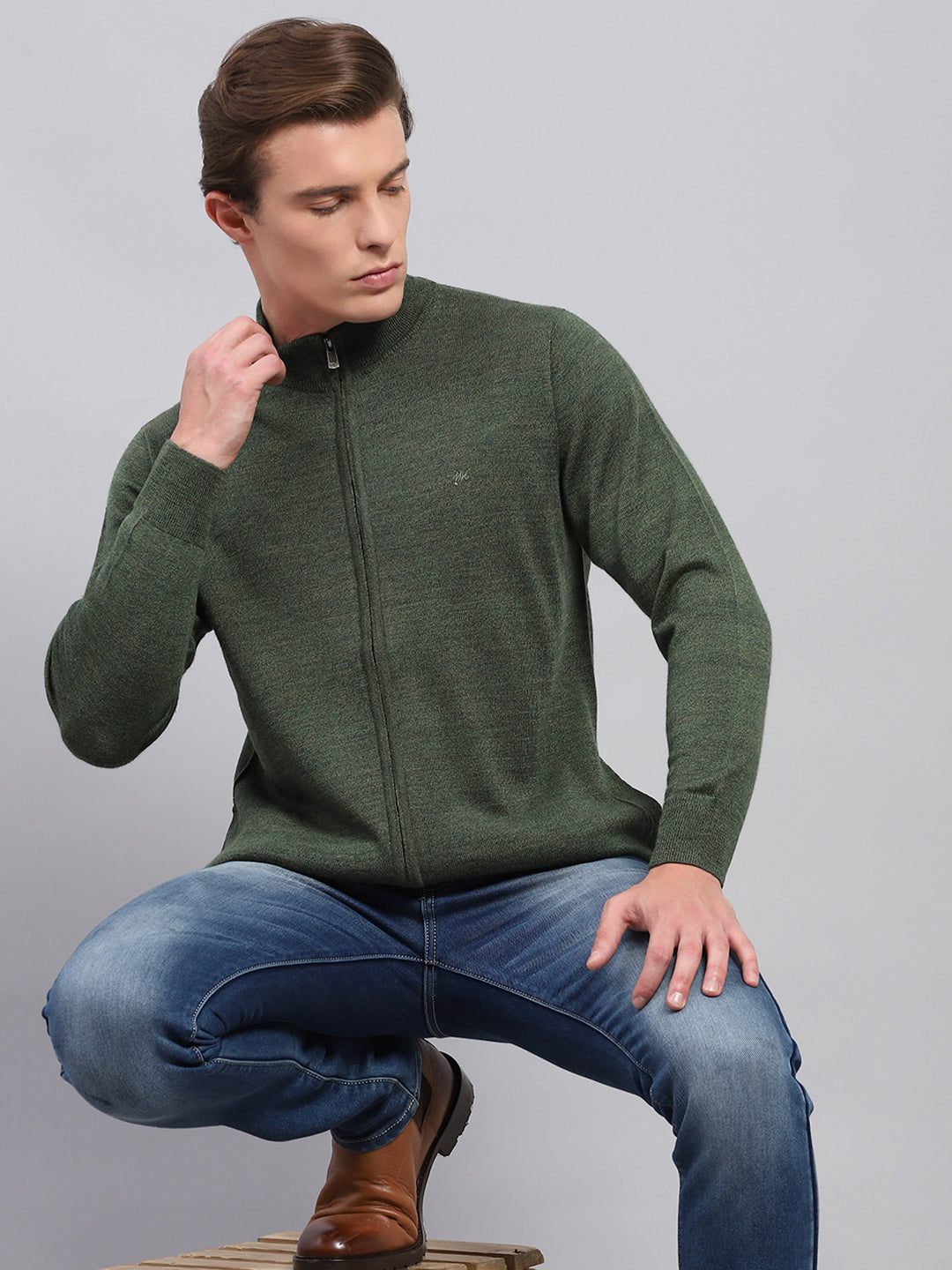 Men Green Solid High Neck Full Sleeve Pullover