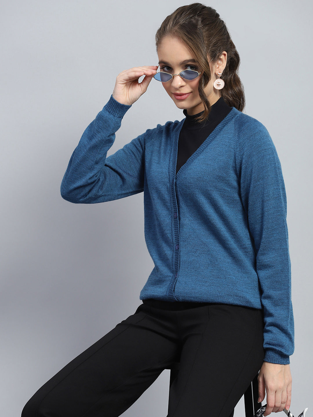 Women Blue Solid V Neck Full Sleeve Cardigan