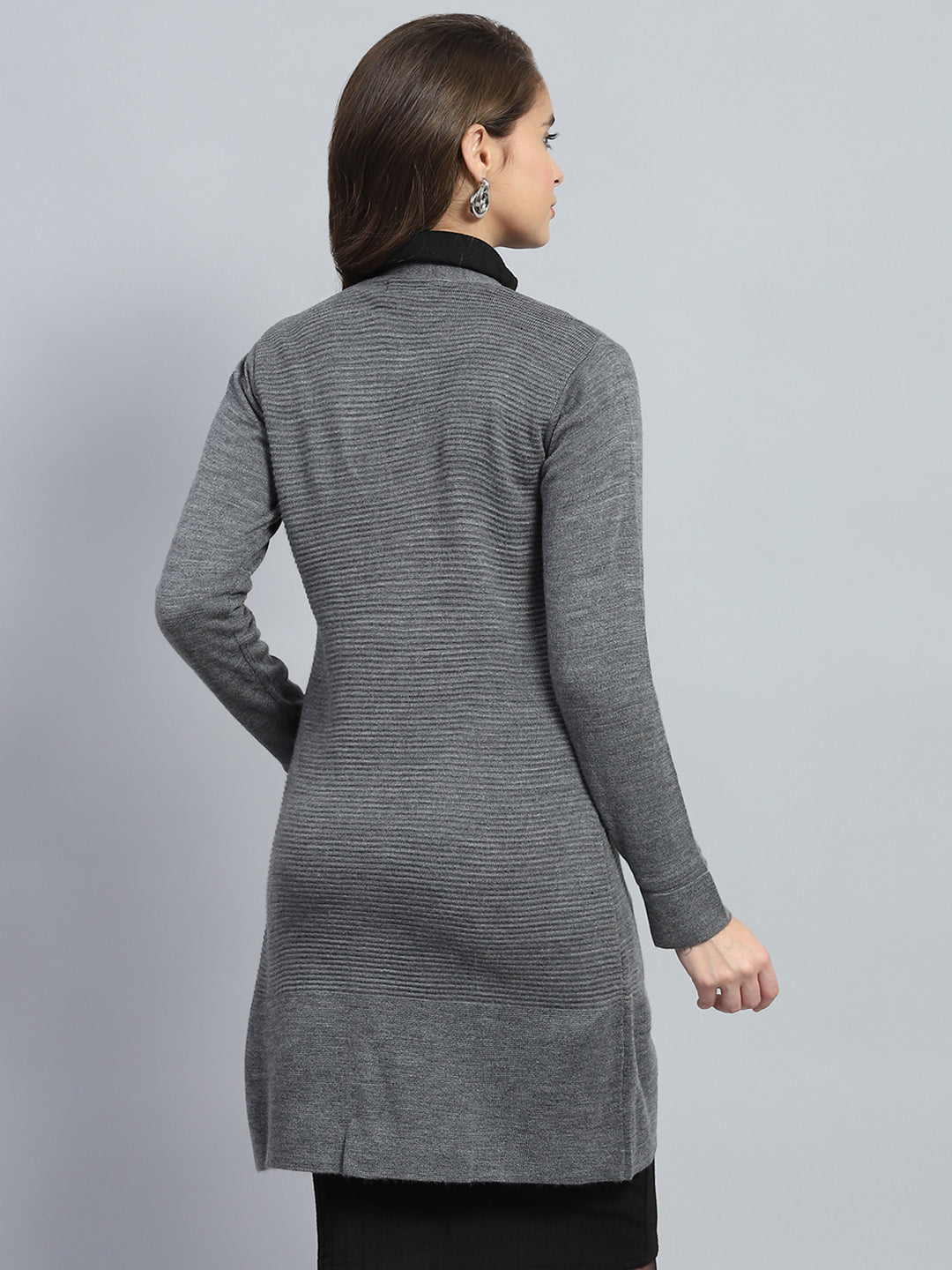 Women Grey Self Design V Neck Full Sleeve Cardigan