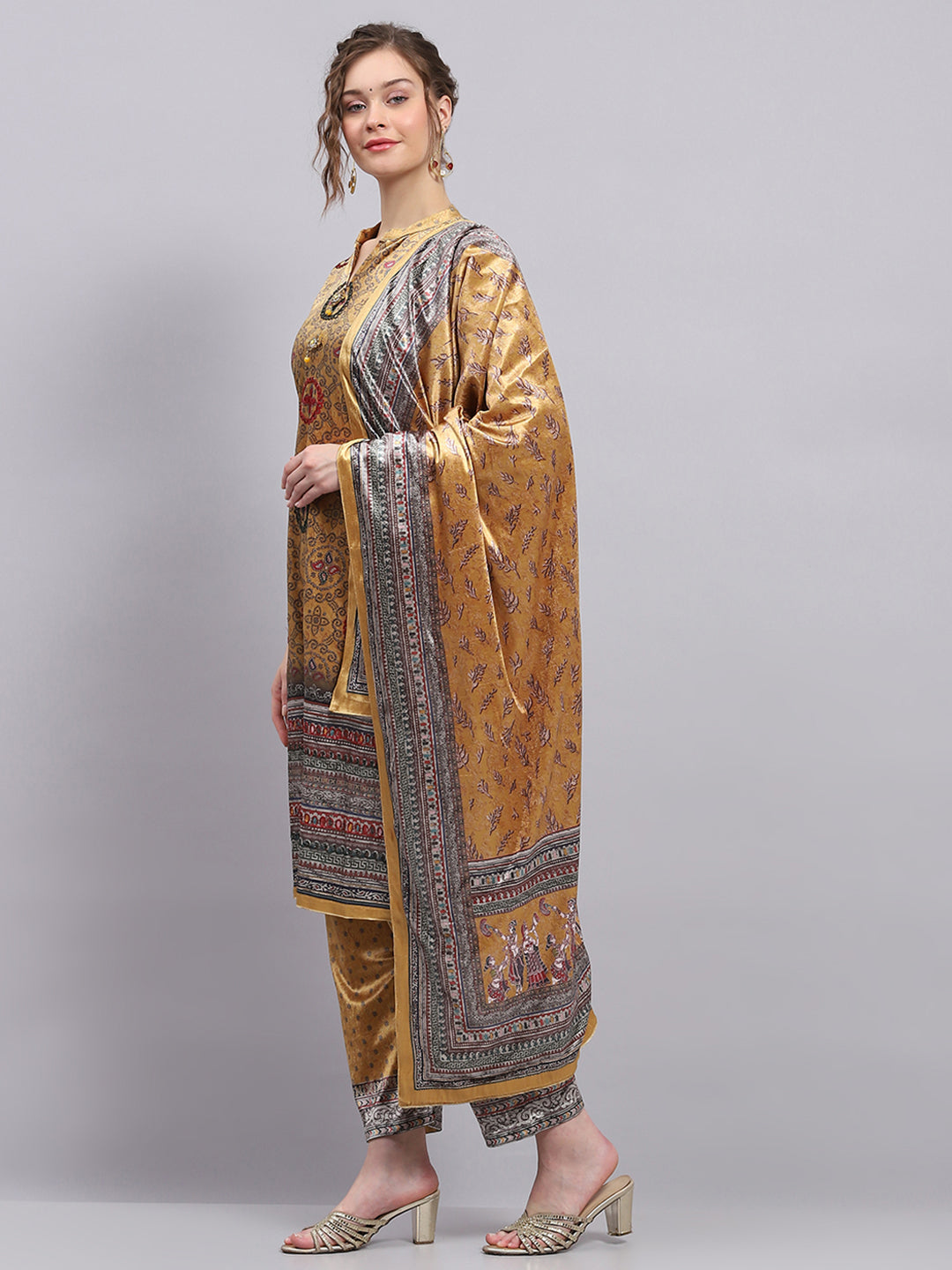 Women Yellow Printed Round Neck Full Sleeve Kurti Set with Stole