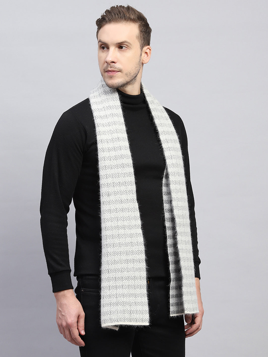 Men Grey Self Design Muffler