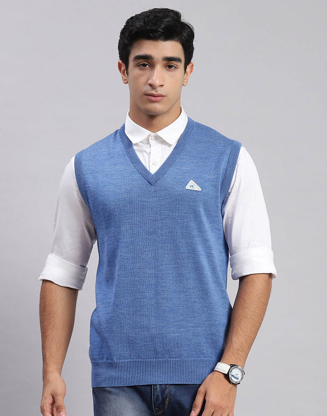 Men Blue Solid V Neck Sleeveless Sweater