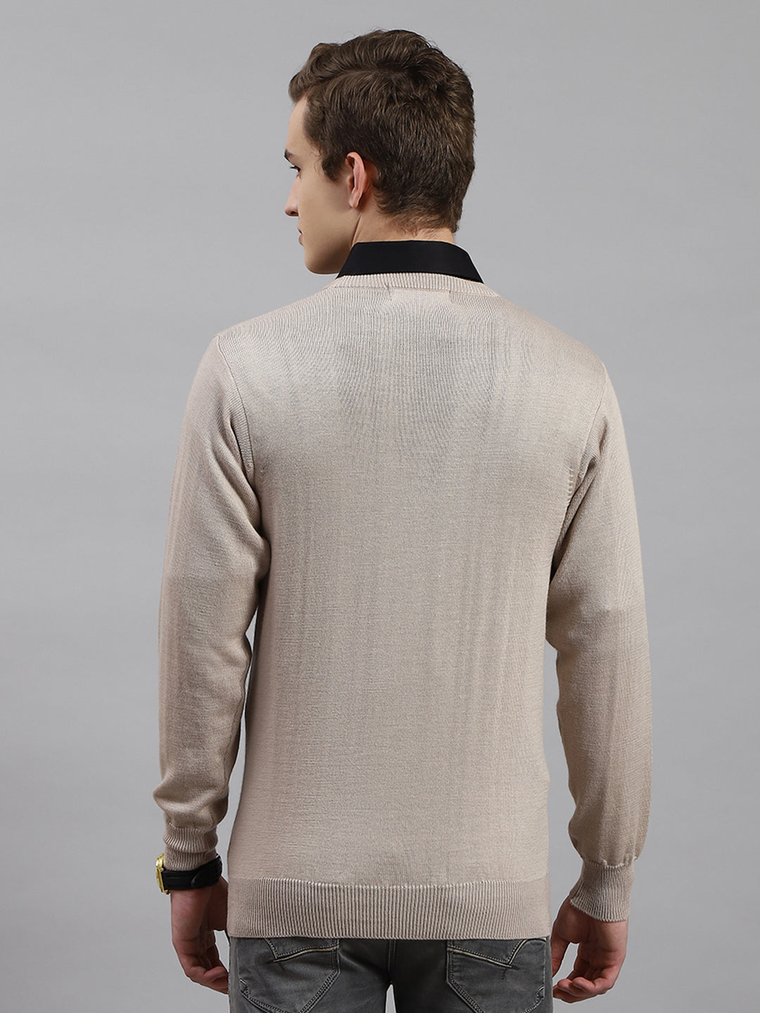 Men Beige Solid V Neck Full Sleeve Pullover