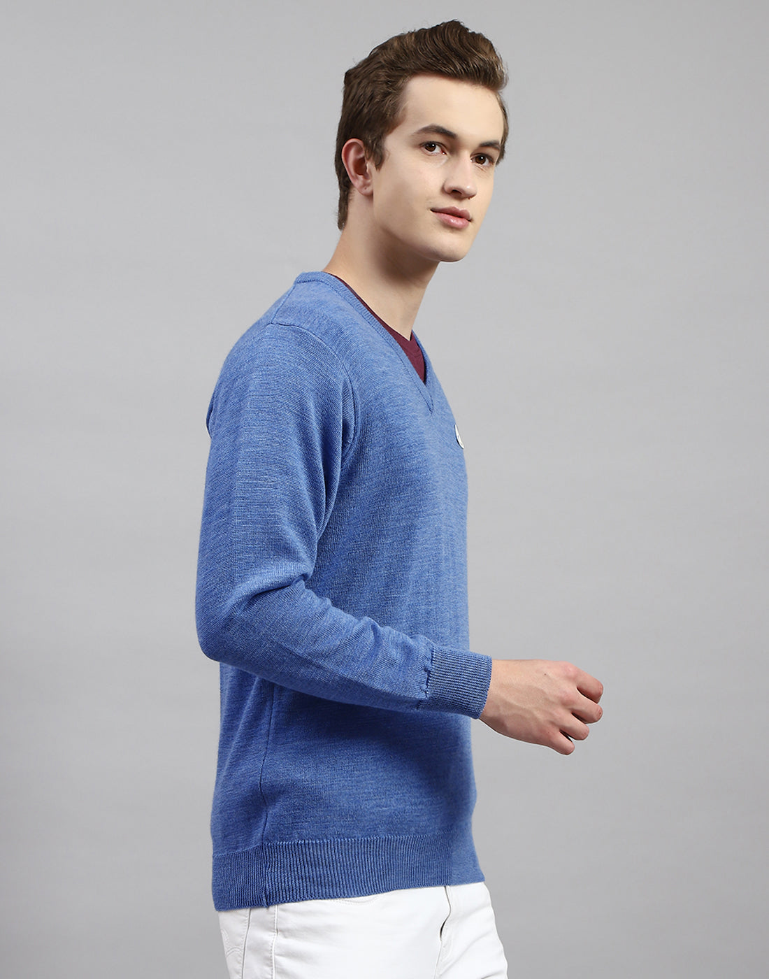 Men Blue Solid V Neck Full Sleeve Pullover