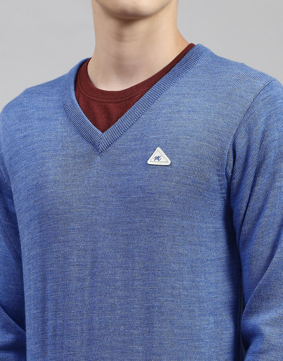 Men Blue Solid V Neck Full Sleeve Pullover