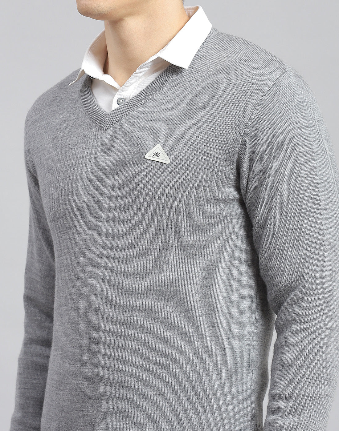 Men Grey Melange Solid V Neck Full Sleeve Pullover