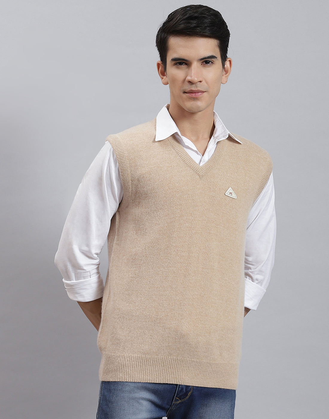 Men Camel Brown Solid V Neck Sleeveless Sweater