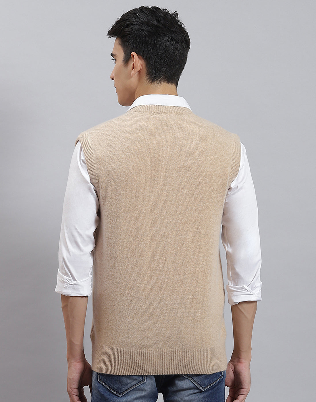 Men Camel Brown Solid V Neck Sleeveless Sweater