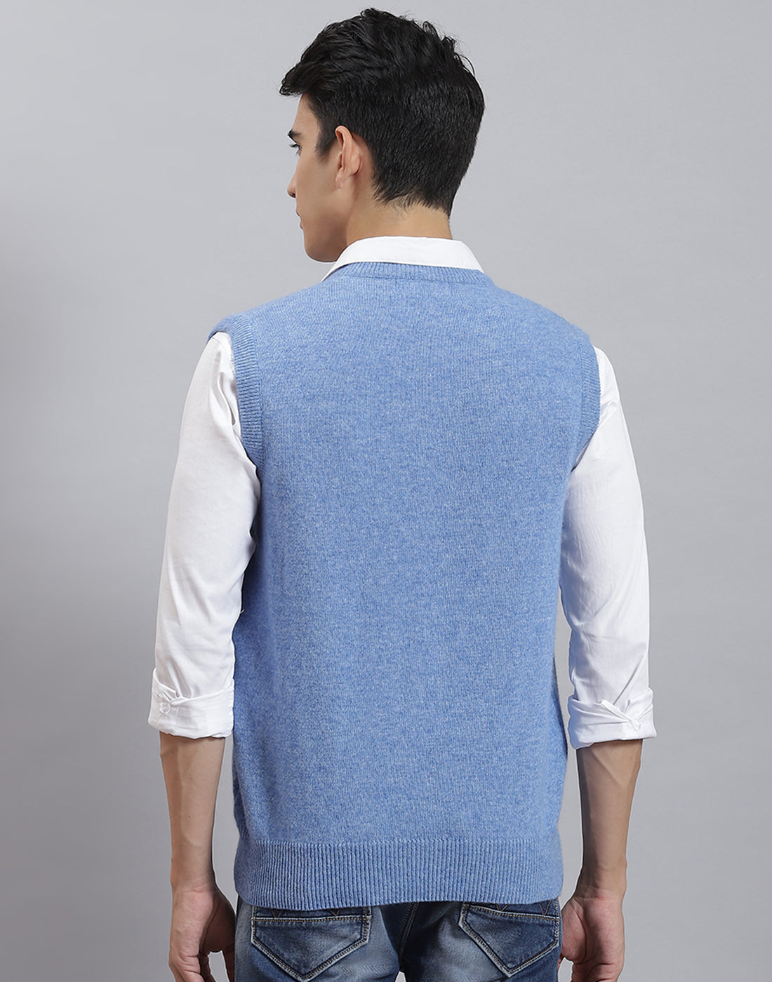 Men Blue Solid V Neck Sleeveless Sweater