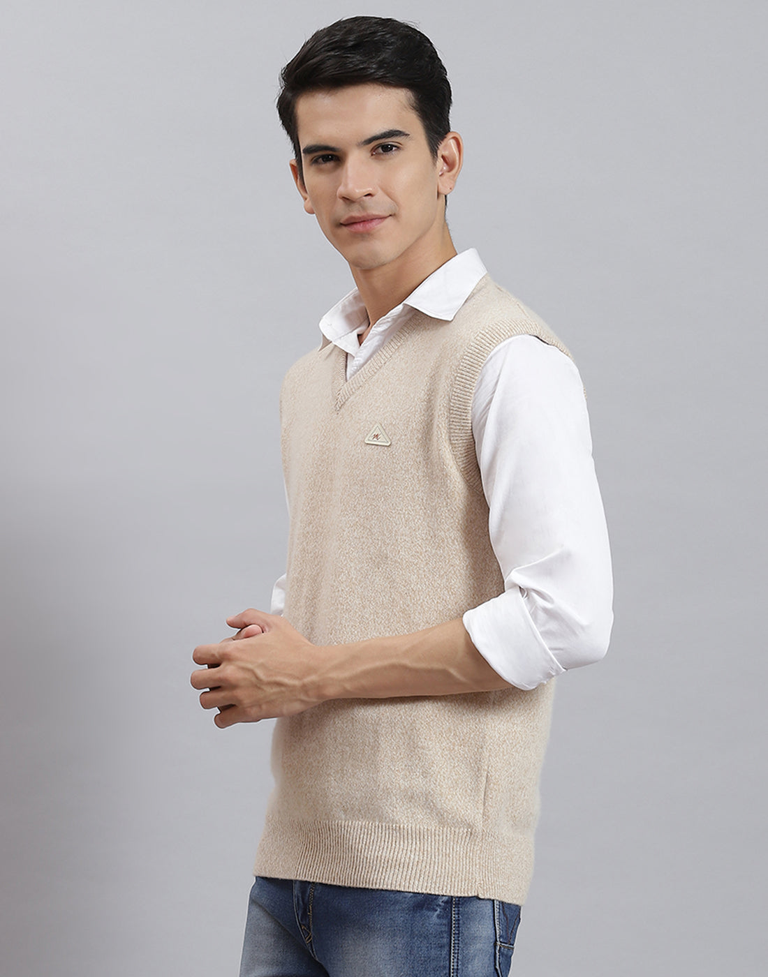 Men Beige Solid V Neck Sleeveless Sweater