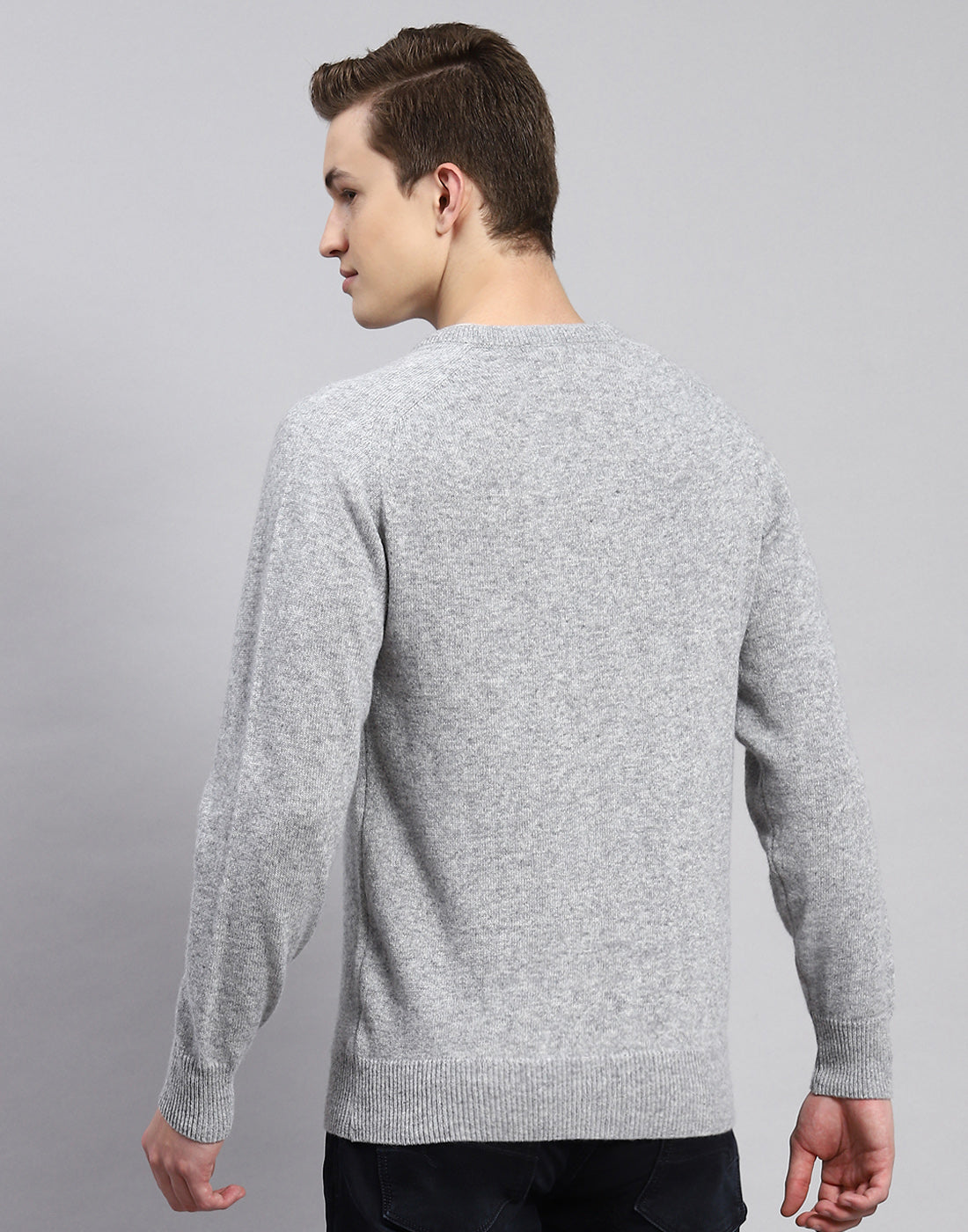 Men Grey Solid V Neck Full Sleeve Pullover