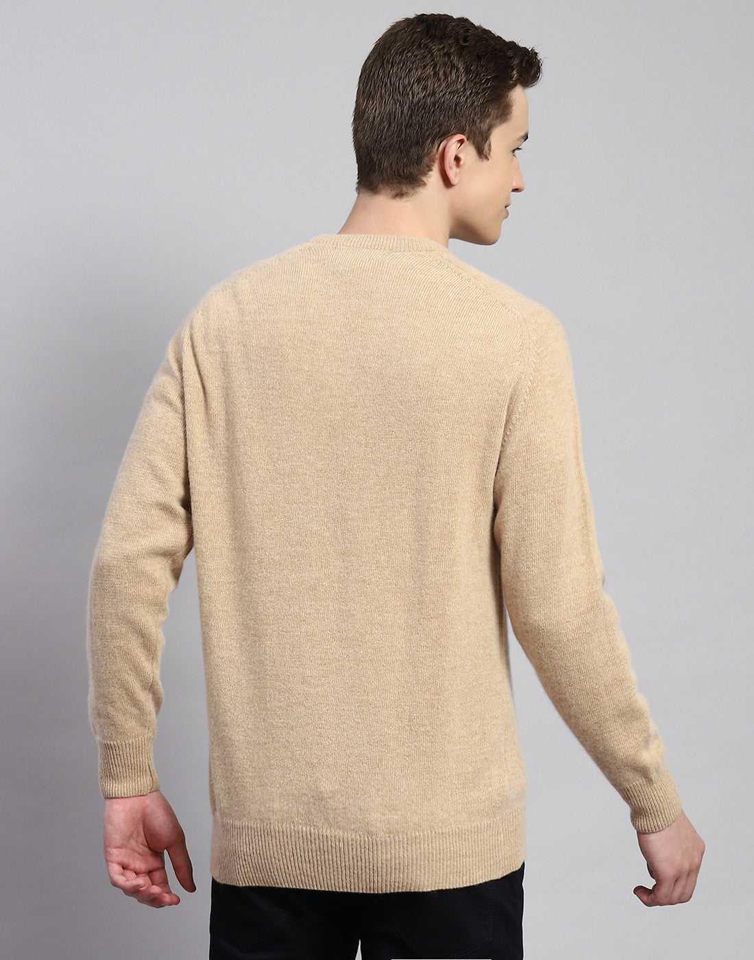 Men Beige Solid V Neck Full Sleeve Pullover