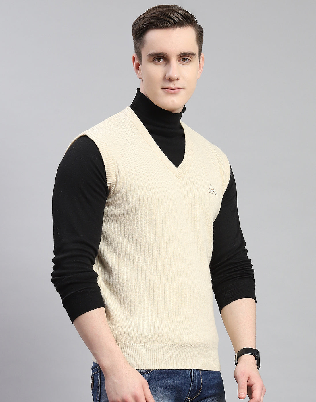 Men Beige Solid V Neck Sleeveless Sweater