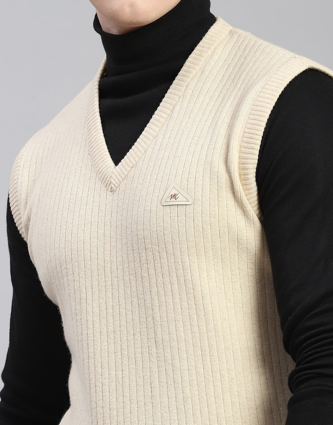 Men Beige Solid V Neck Sleeveless Sweater