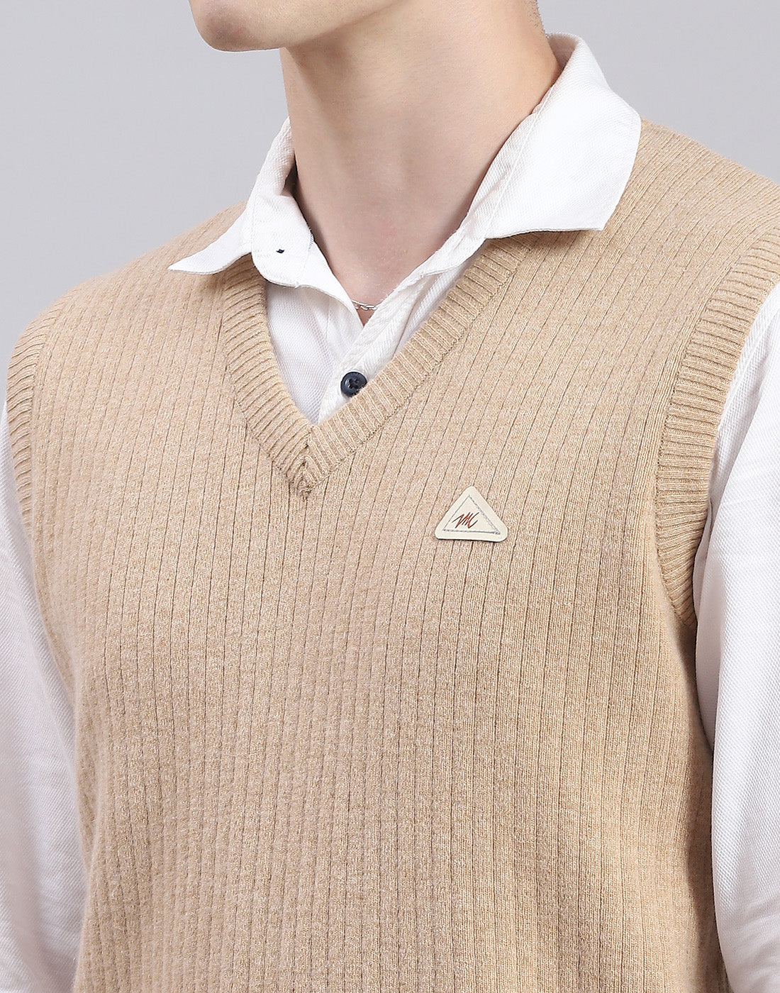 Men Beige Solid V Neck Sleeveless Sweater