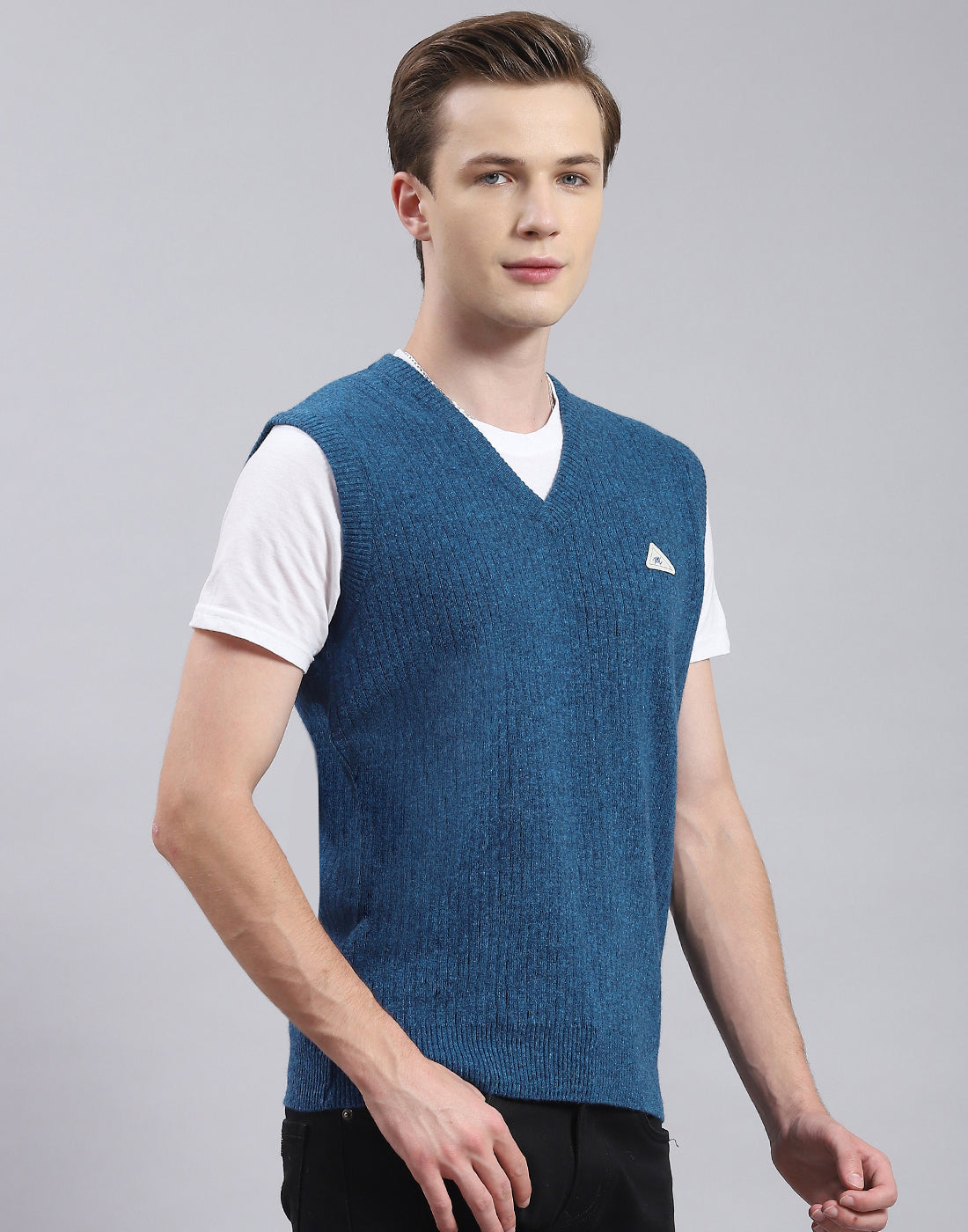 Men Turquoise Blue Solid V Neck Sleeveless Sweater