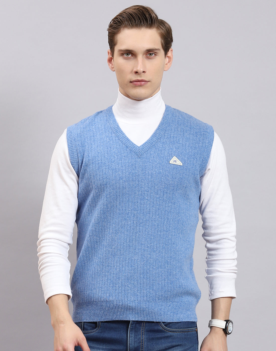 Men Blue Solid V Neck Sleeveless Sweater