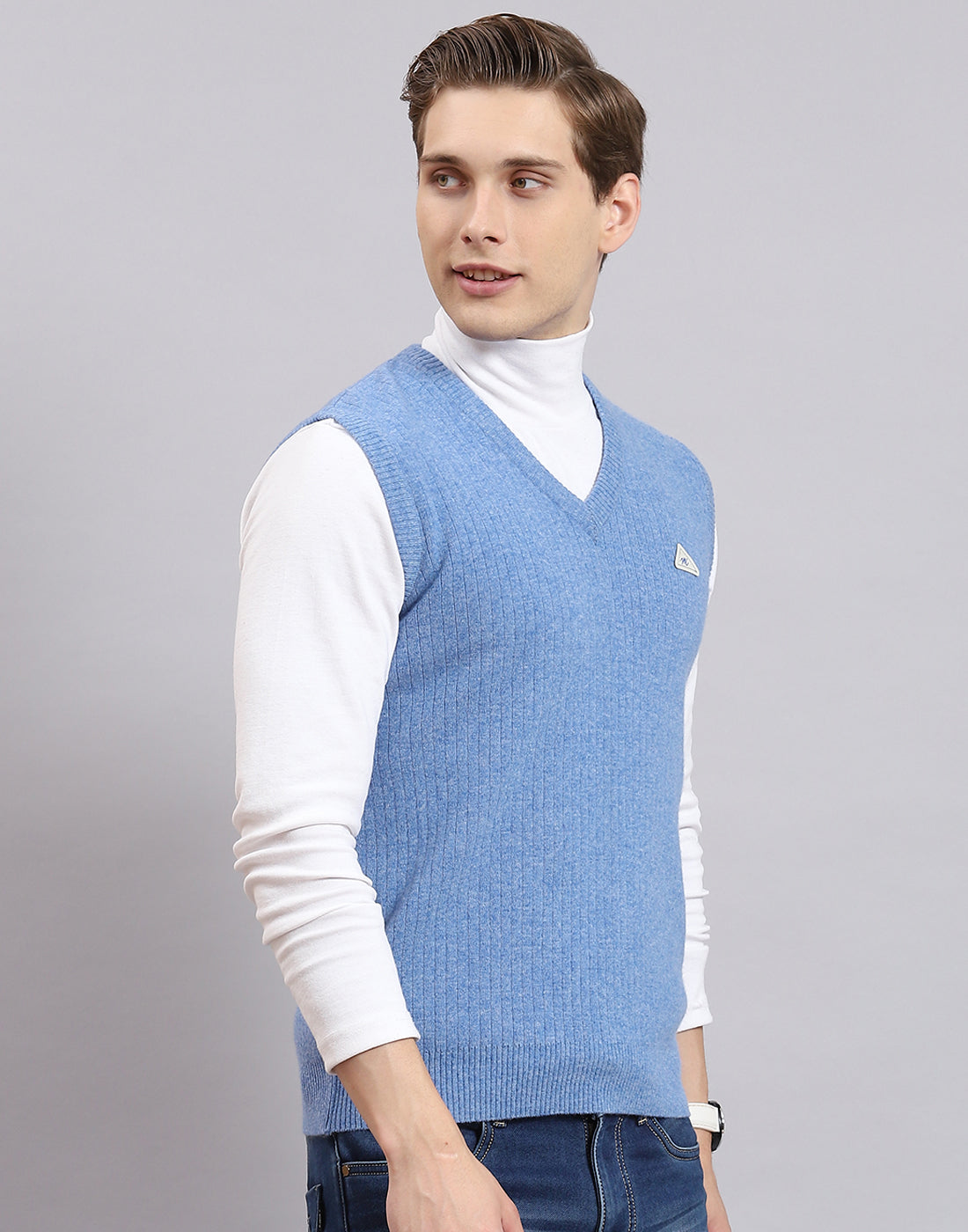 Men Blue Solid V Neck Sleeveless Sweater