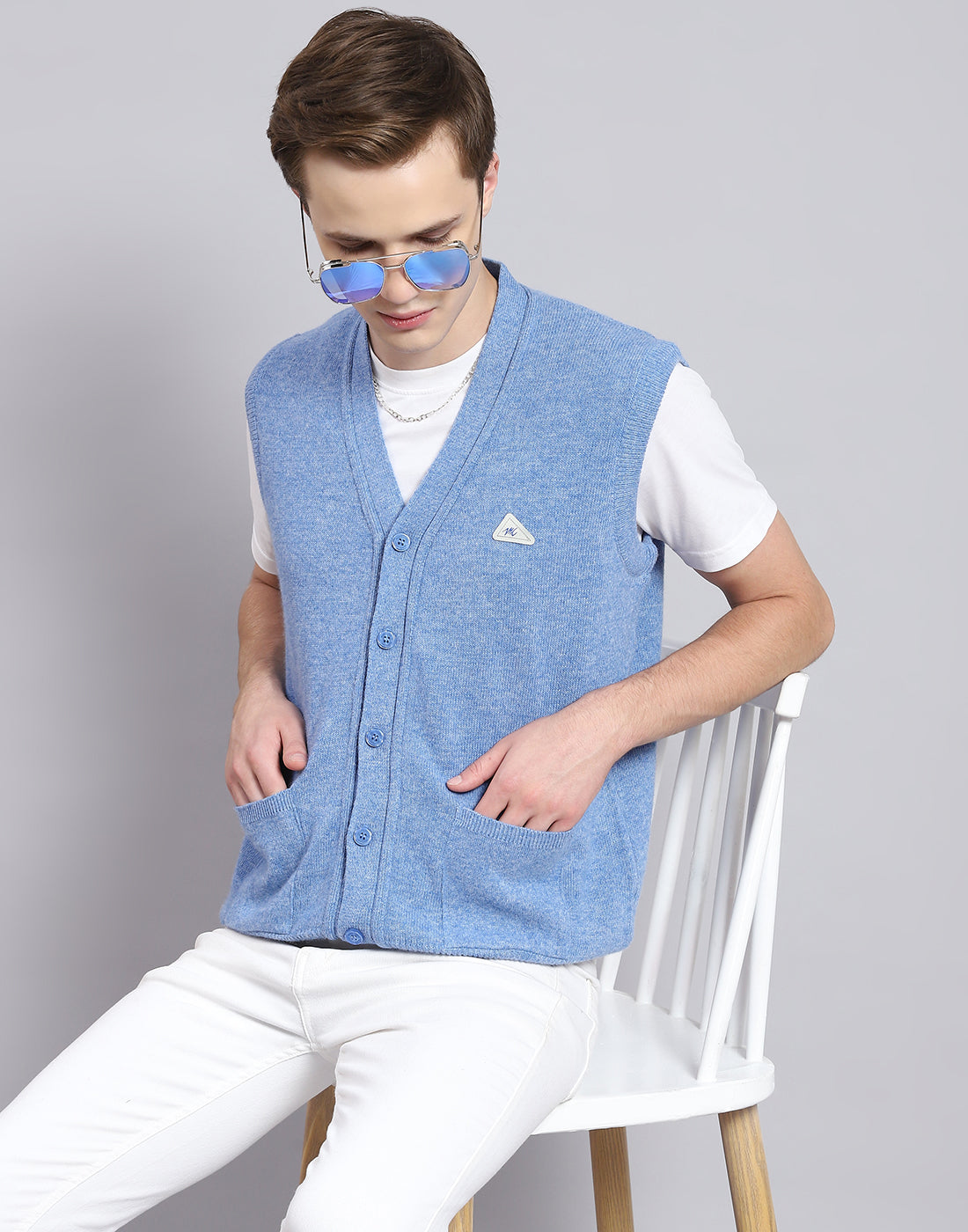 Men Blue Solid V Neck Sleeveless Cardigan