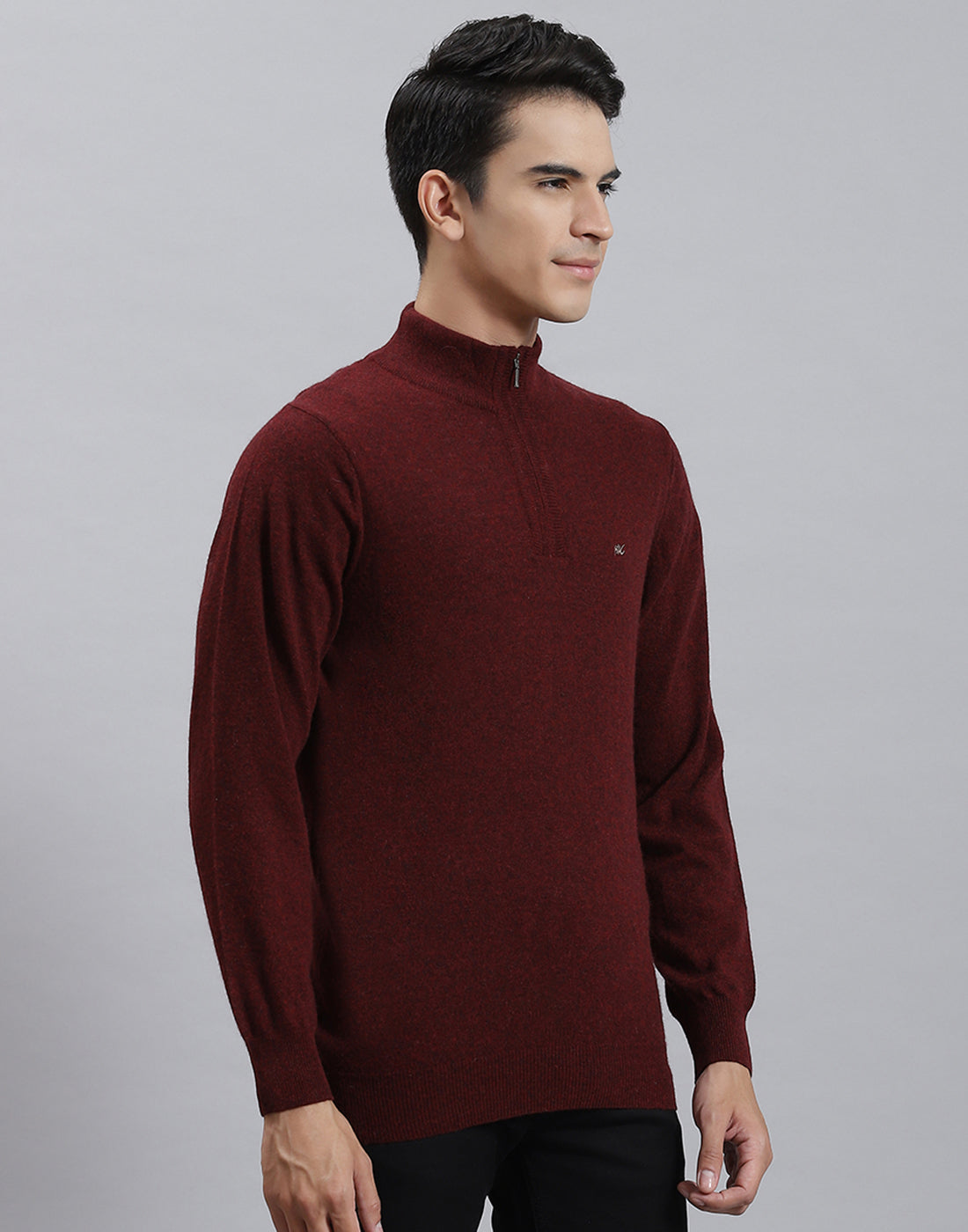 Men Maroon Solid Stand Collar Full Sleeve Pullover