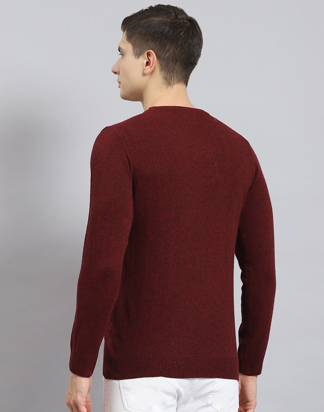 Men Maroon Solid Round Neck Full Sleeve Pullover