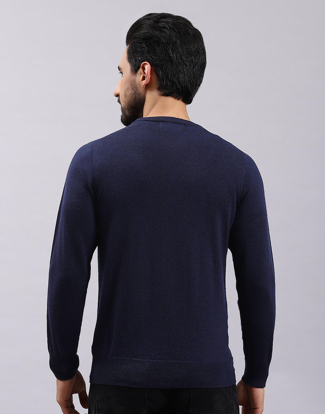 Men Navy Blue Solid Round Neck Full Sleeve Pullover