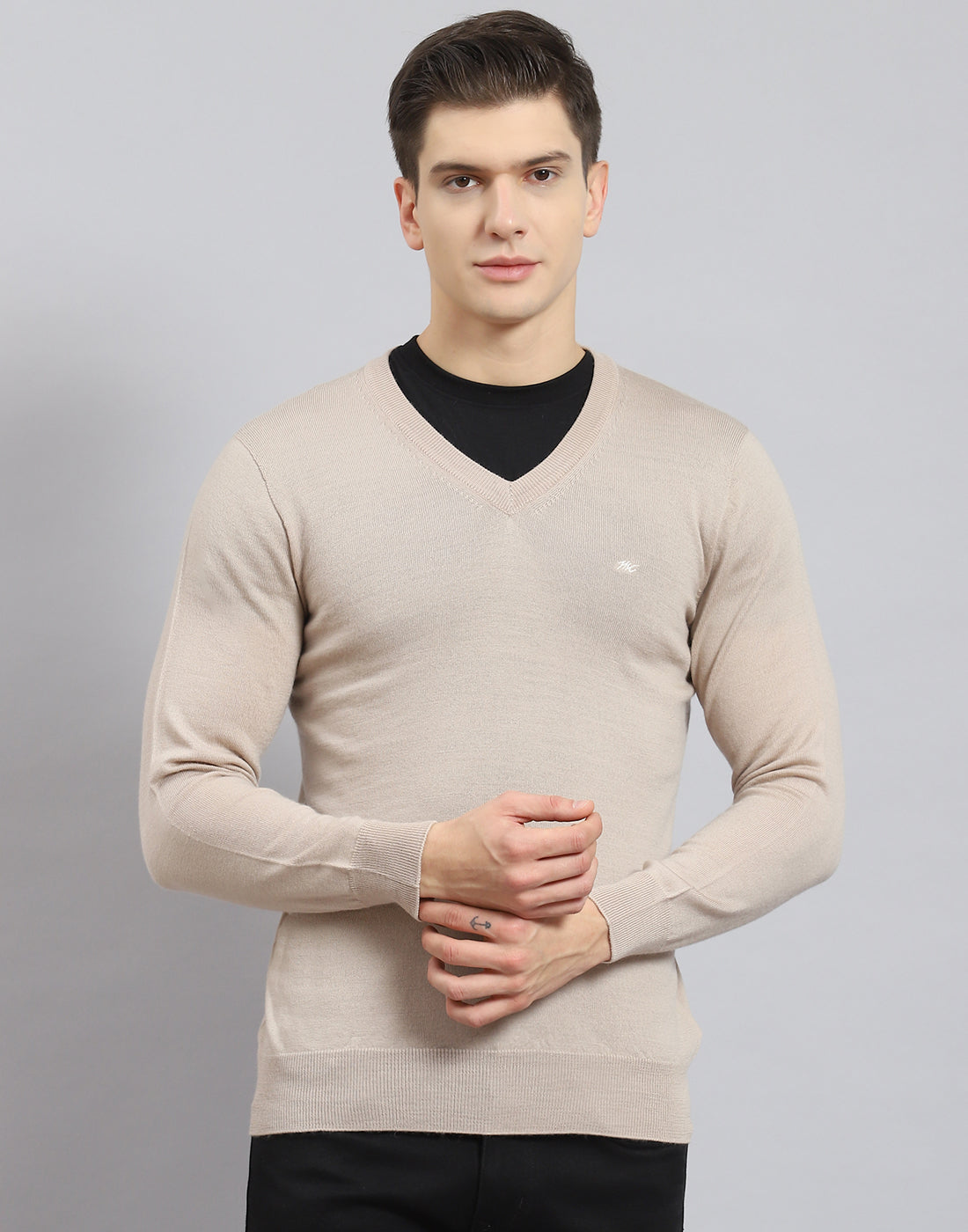 Men Beige Solid V Neck Full Sleeve Pullover