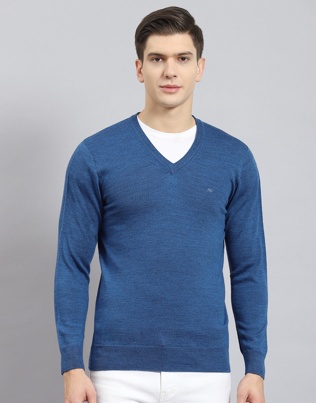 Men Blue Solid V Neck Full Sleeve Pullover