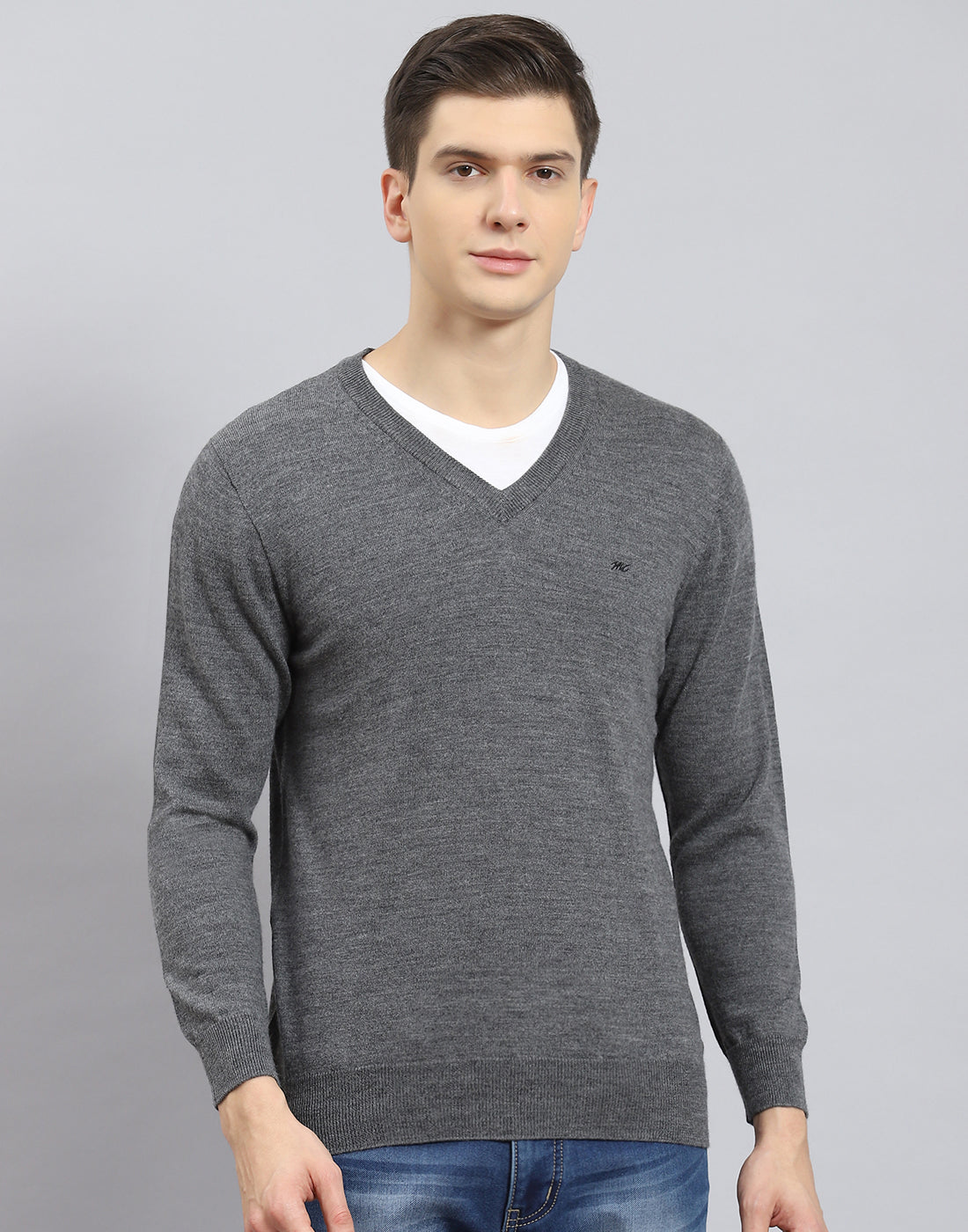 Men Grey Solid V Neck Full Sleeve Pullover