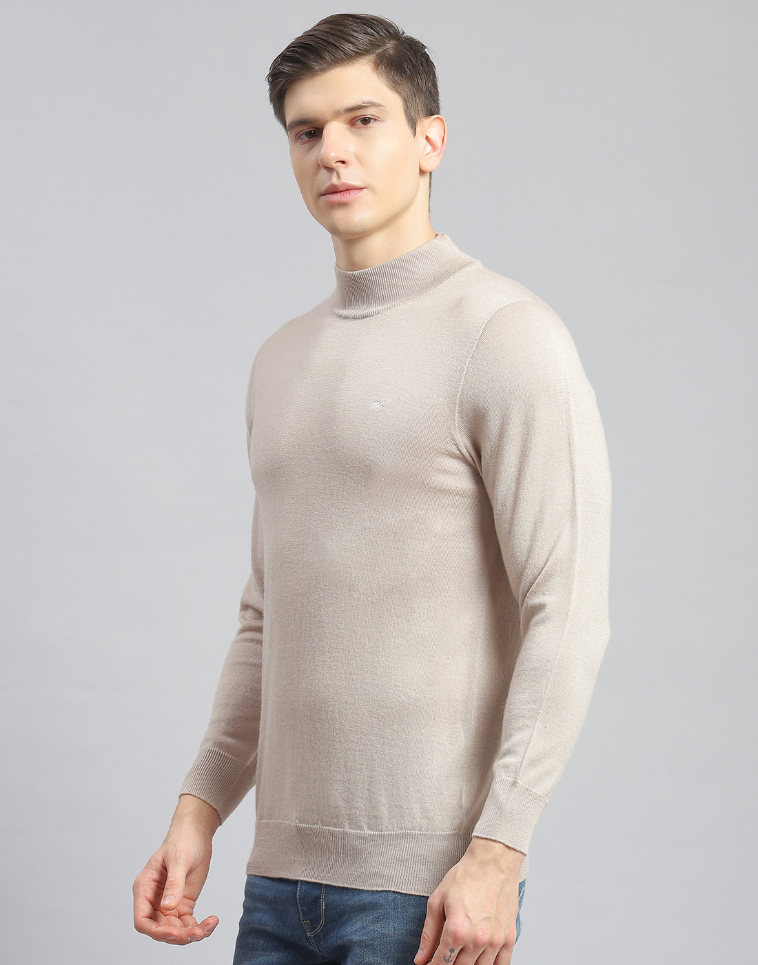 Men Beige Solid Turtle Neck Full Sleeve Pullover