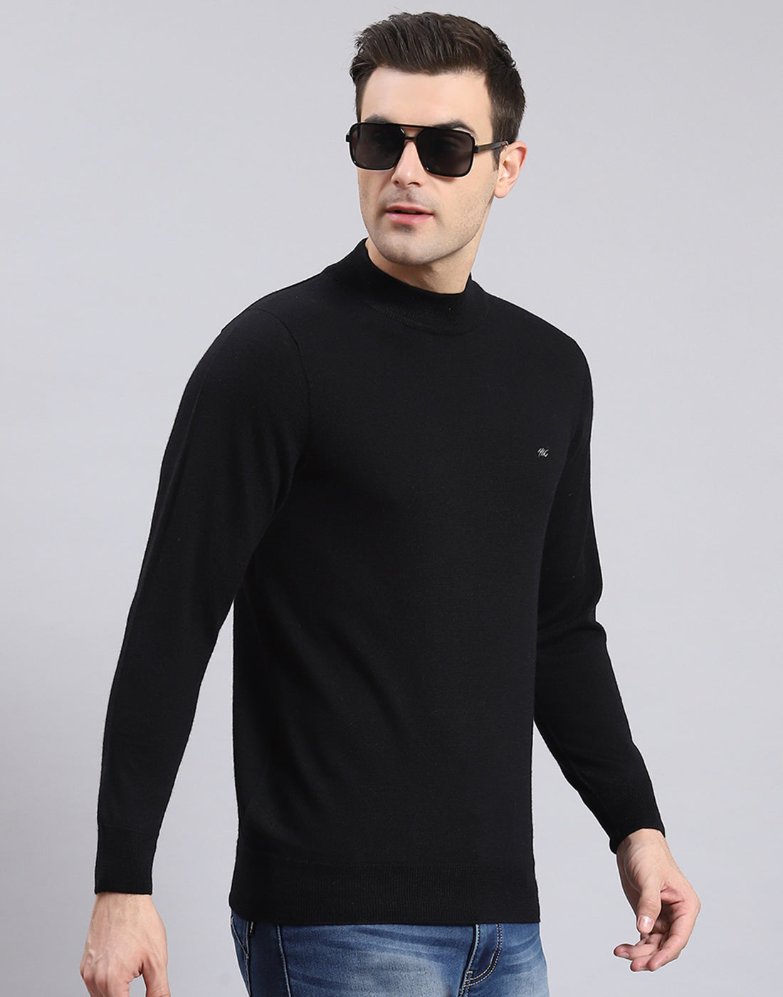 Men Black Solid Turtle Neck Full Sleeve Pullover