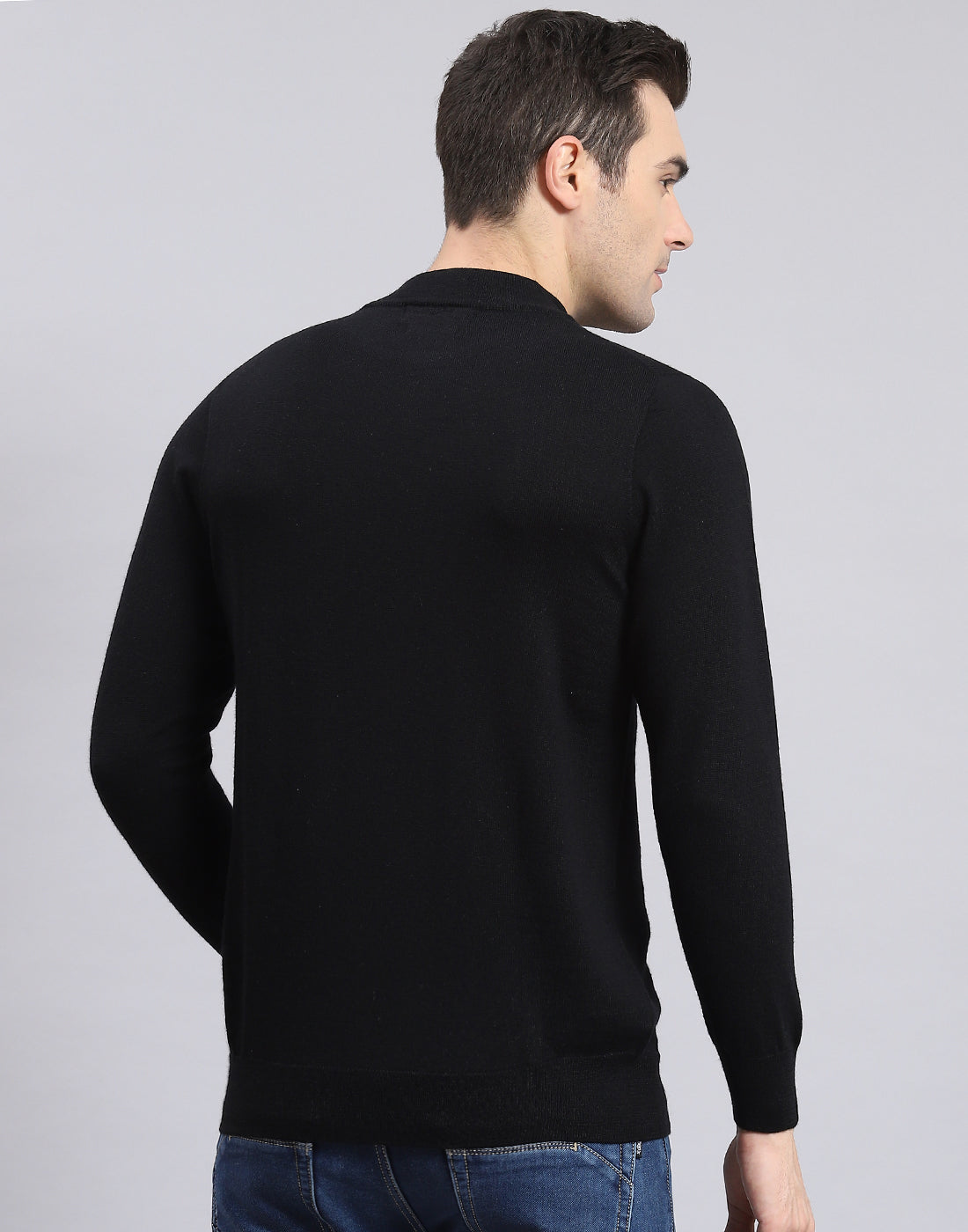 Men Black Solid Turtle Neck Full Sleeve Pullover