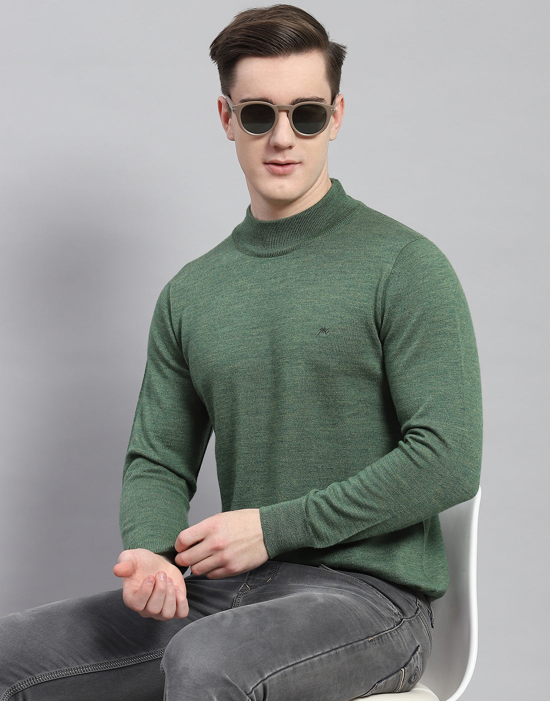 Men Green Solid Turtle Neck Full Sleeve Pullover