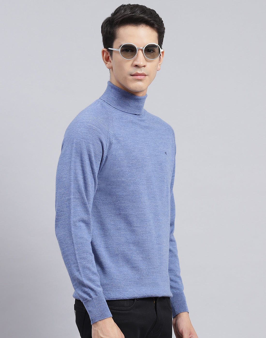 Men Blue Solid High Neck Full Sleeve Pullover