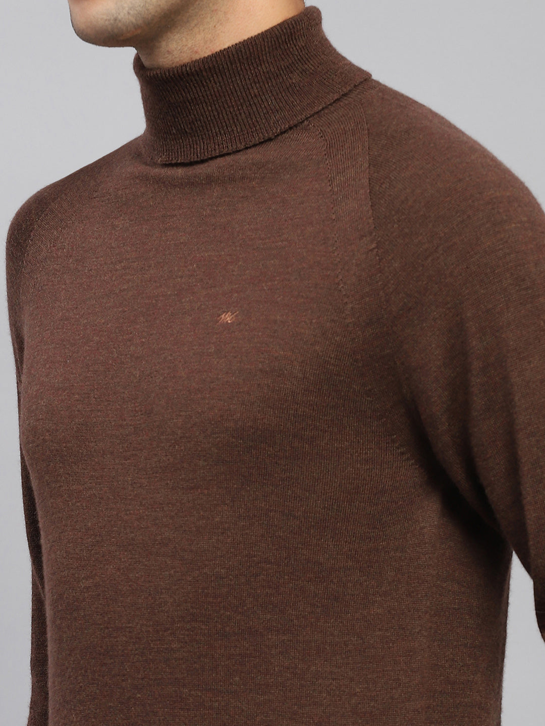 Men Brown Solid Turtle Neck Full Sleeve Pullover