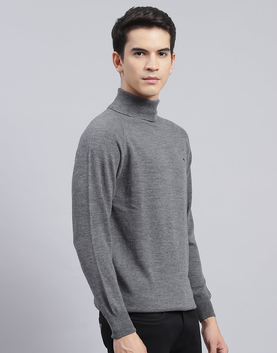 Men Grey Solid High Neck Full Sleeve Pullover