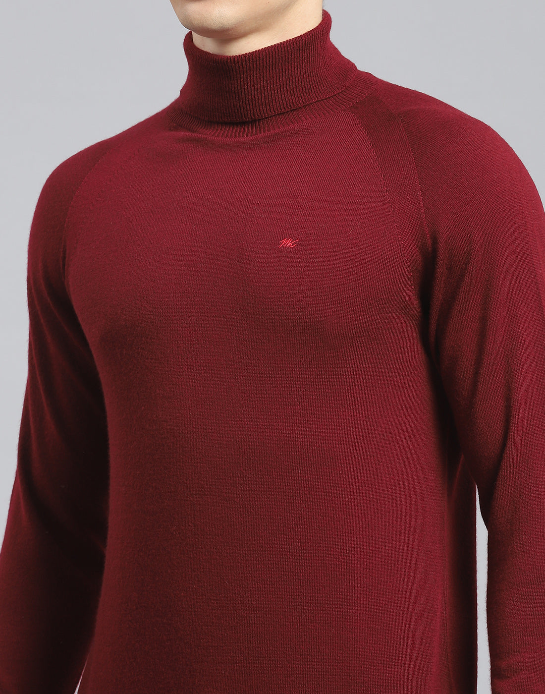 Men Maroon Solid High Neck Full Sleeve Pullover