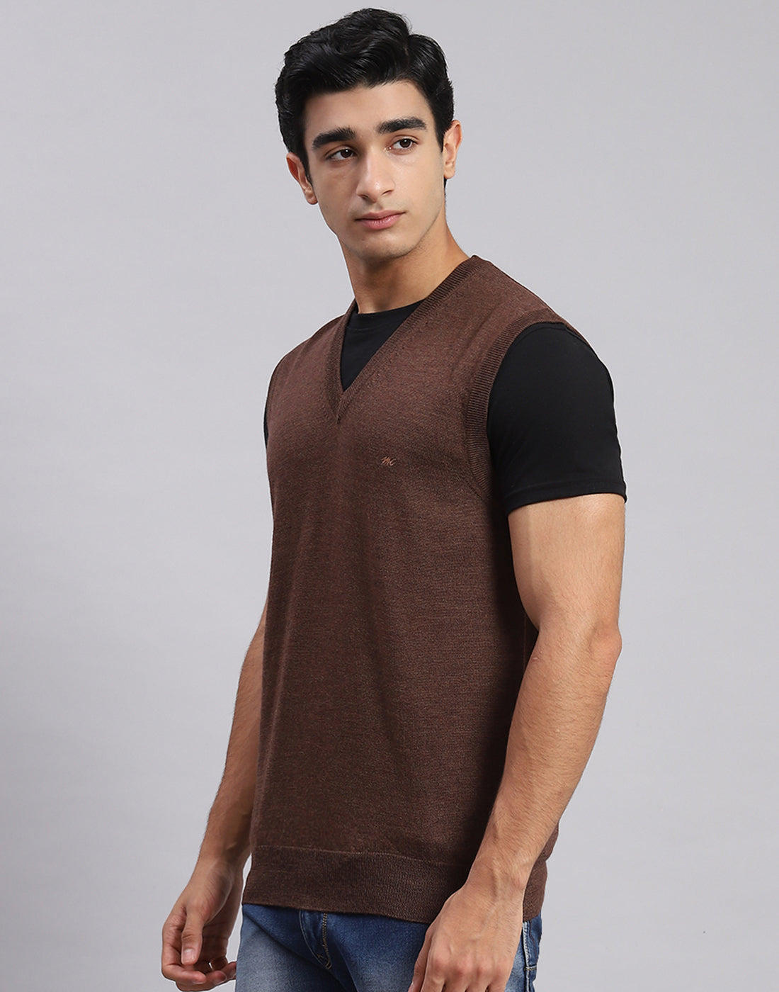 Men Brown Solid V Neck Sleeveless Sweater