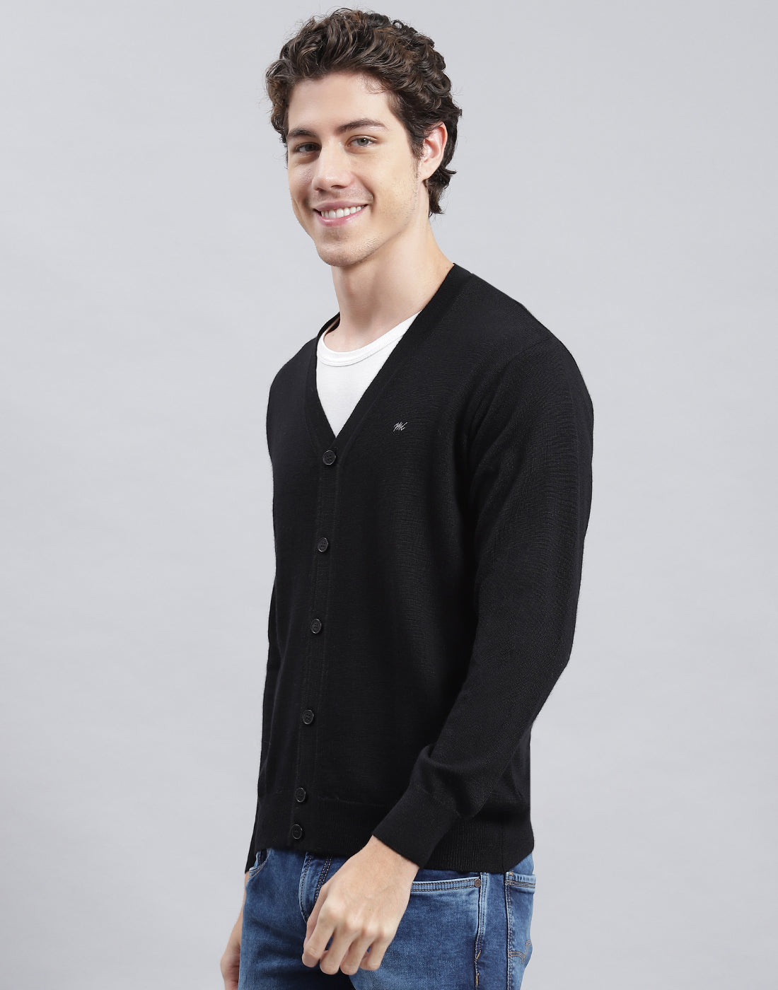 Men Black Solid V Neck Full Sleeve Cardigan