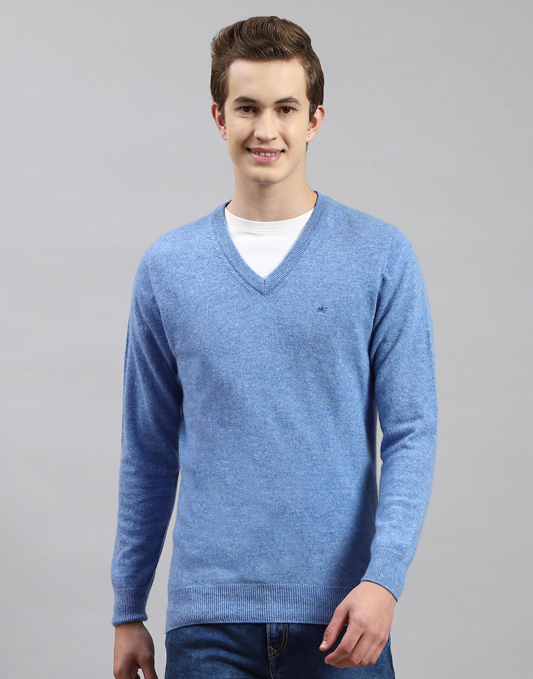 Men Blue Solid V Neck Full Sleeve Pullover