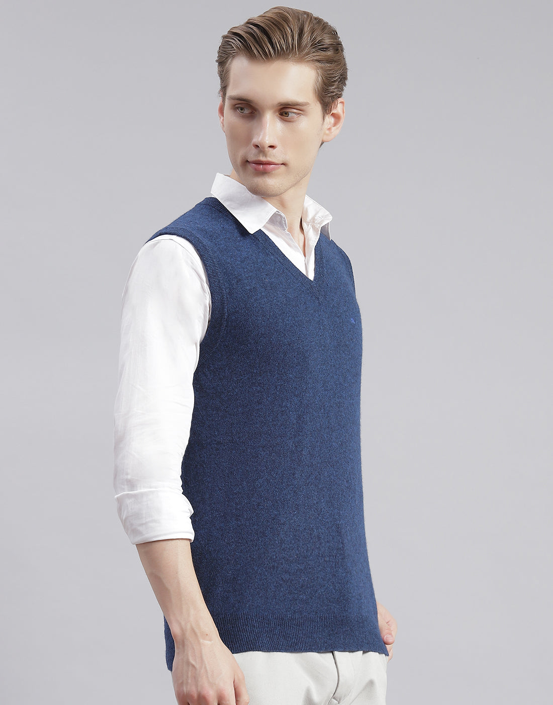 Men Blue Solid V Neck Sleeveless Sweater