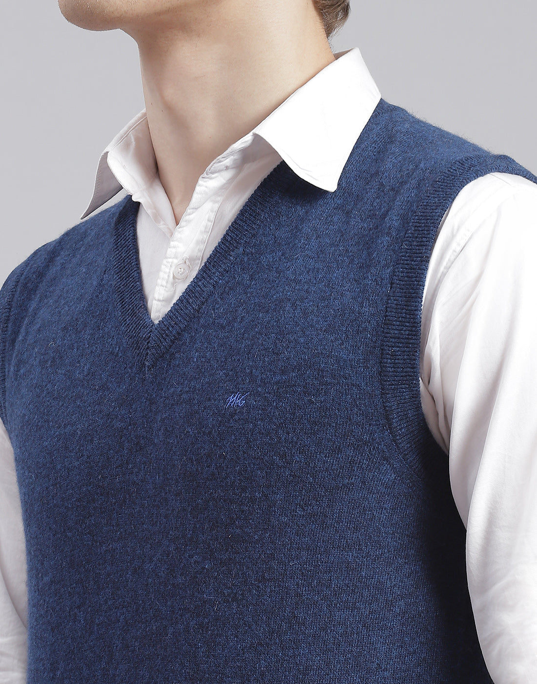 Men Blue Solid V Neck Sleeveless Sweater