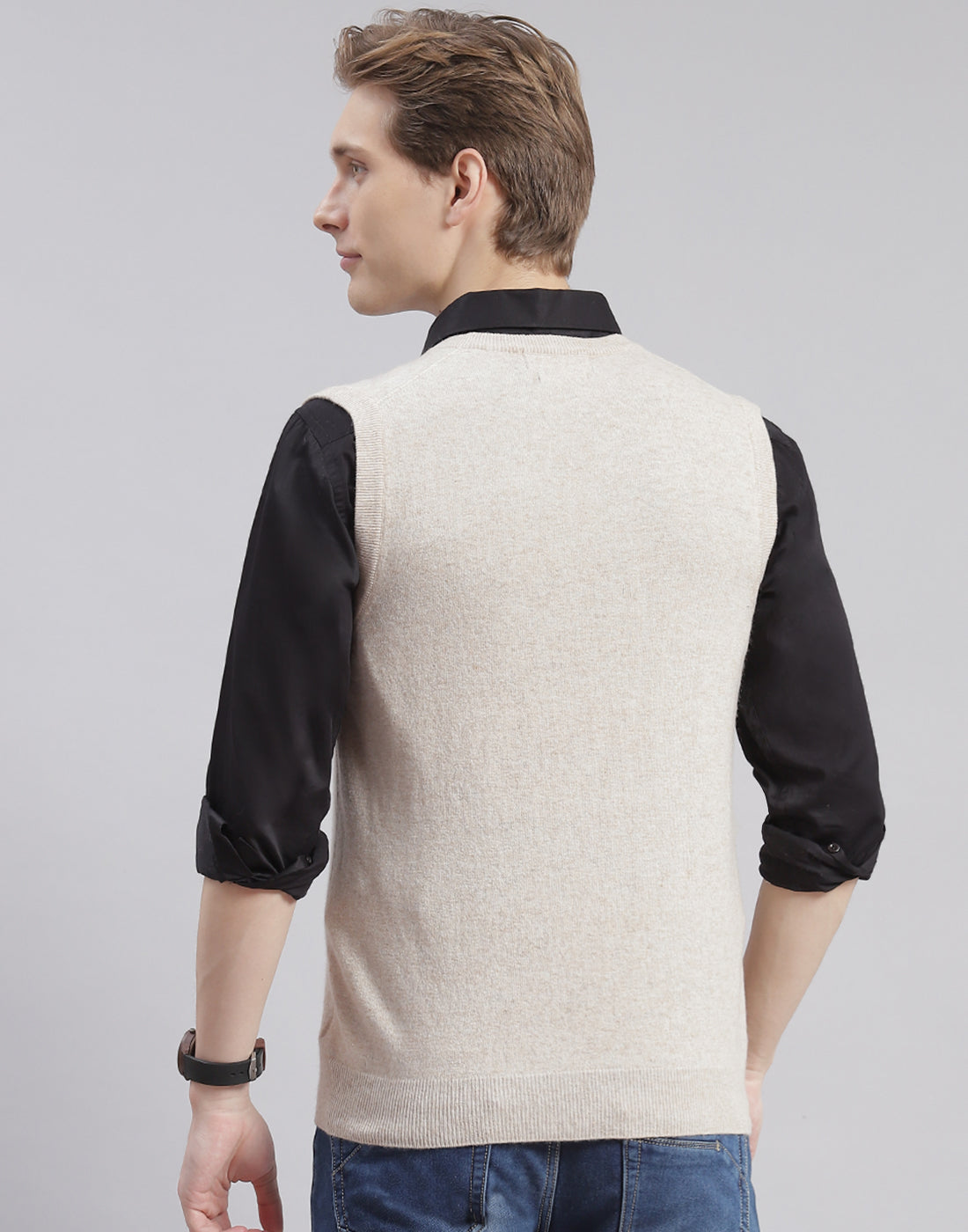 Men Beige Solid V Neck Sleeveless Sweater