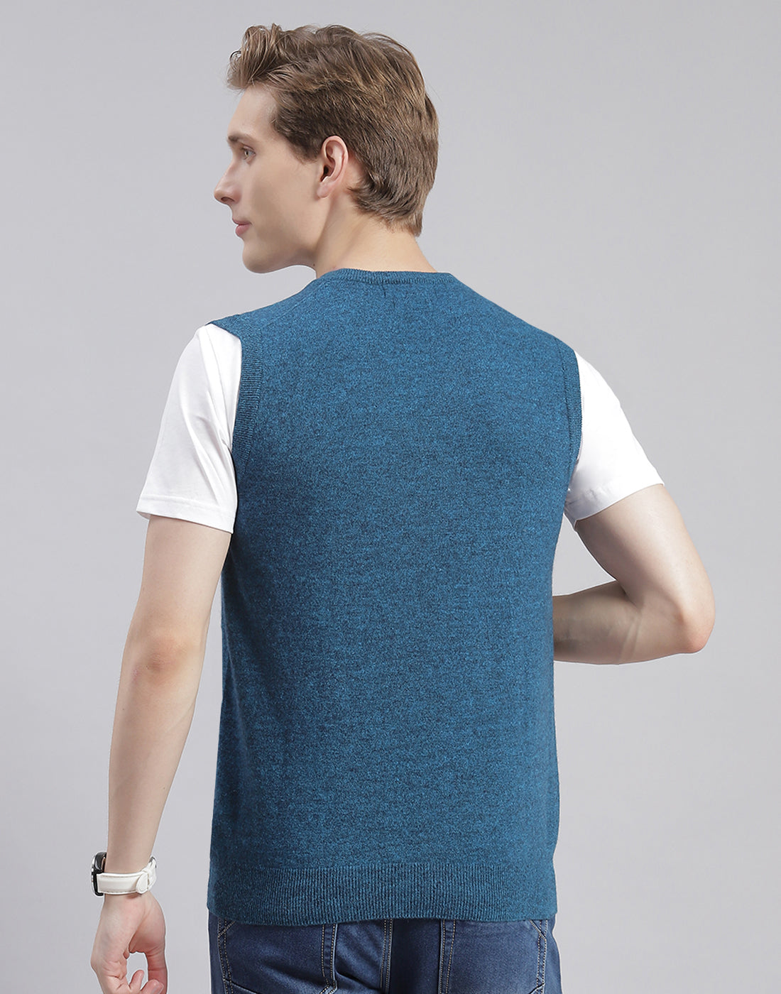 Men Turquoise Blue Solid V Neck Sleeveless Sweater