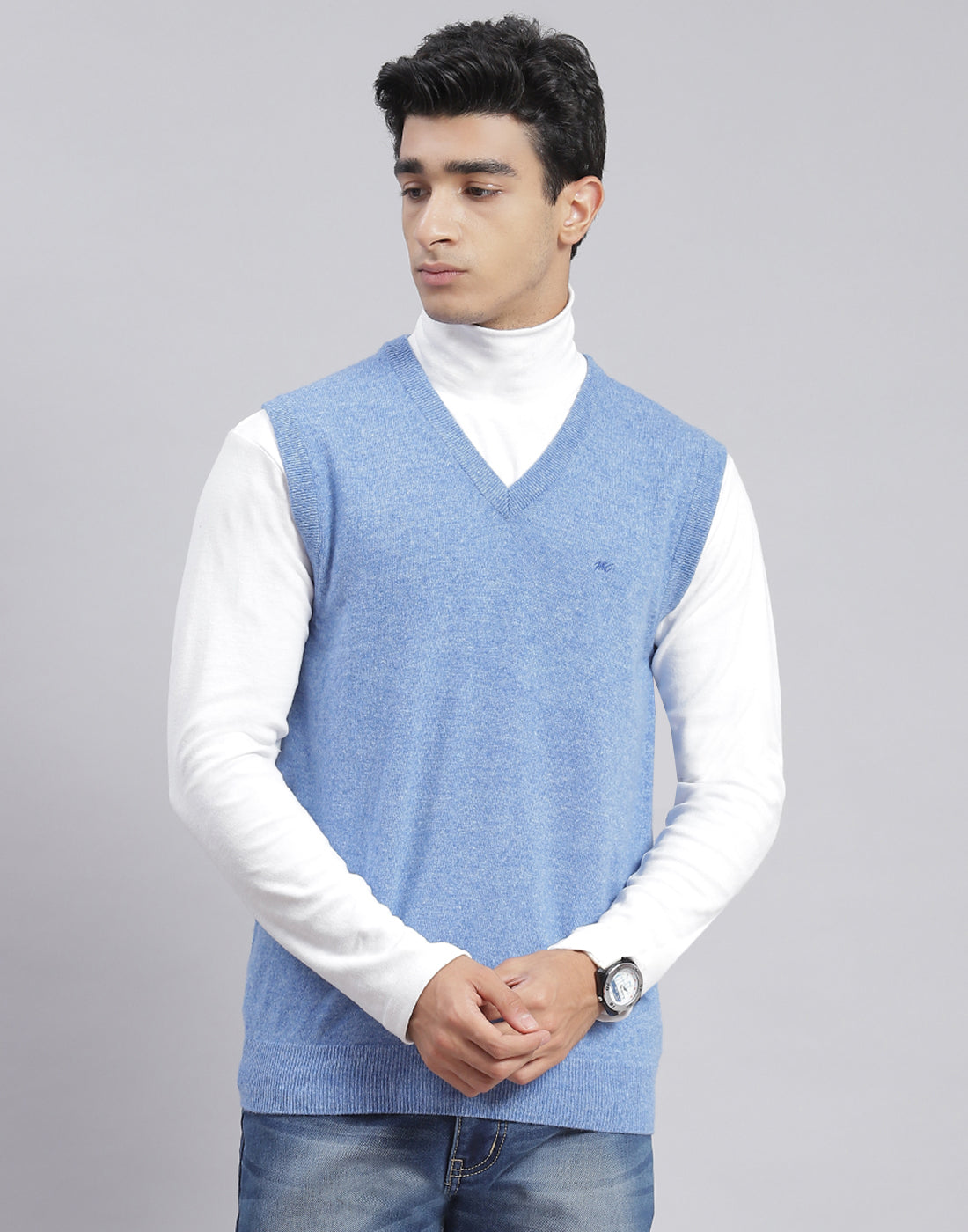 Men Blue Solid V Neck Sleeveless Sweater