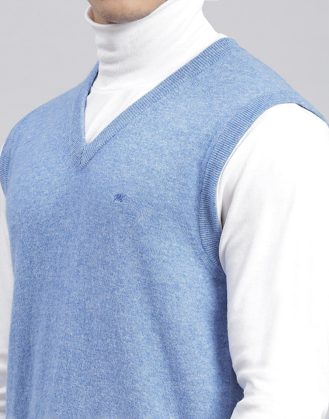 Men Blue Solid V Neck Sleeveless Sweater