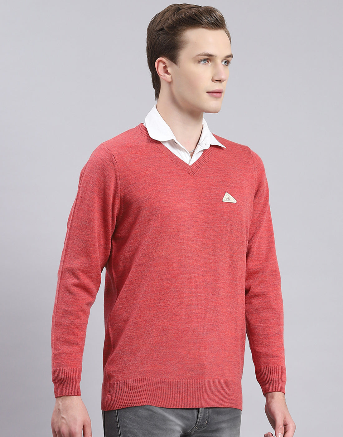 Men Red Solid V Neck Full Sleeve Pullover